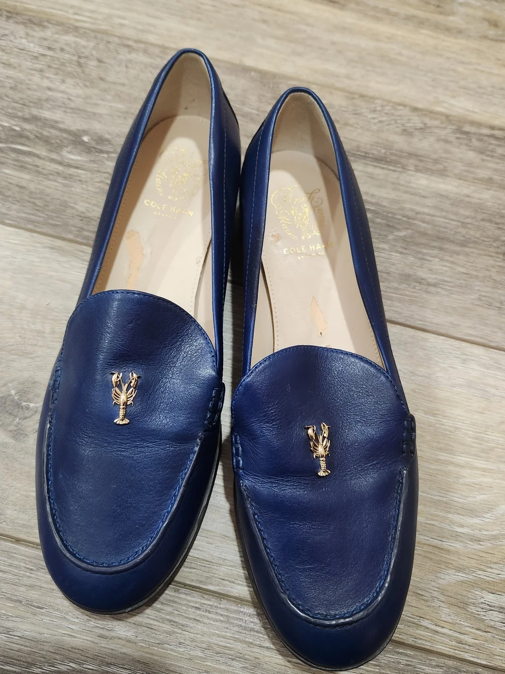 Cole Haan Navy Pinch Lobster Leather Loafers with Gold Emblem Size 6 - Picture 8 of 14